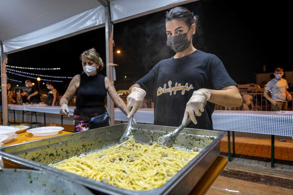 Fiumicino, tutto pronto per Spaghettongola, le festa dello spaghetto alle vongole lupino