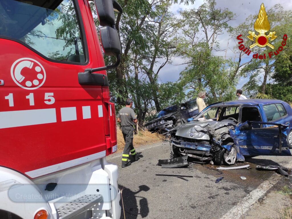 Fiumicino: scontro tra tre auto in via Castel Campanile