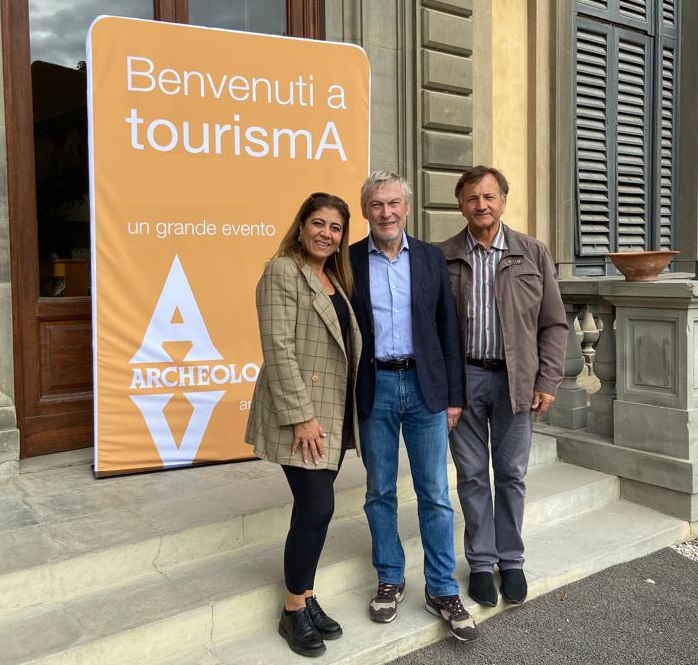 Agostino De Angelis con ArcheoTheatron presenti al Tourisma 2023 di Firenze
