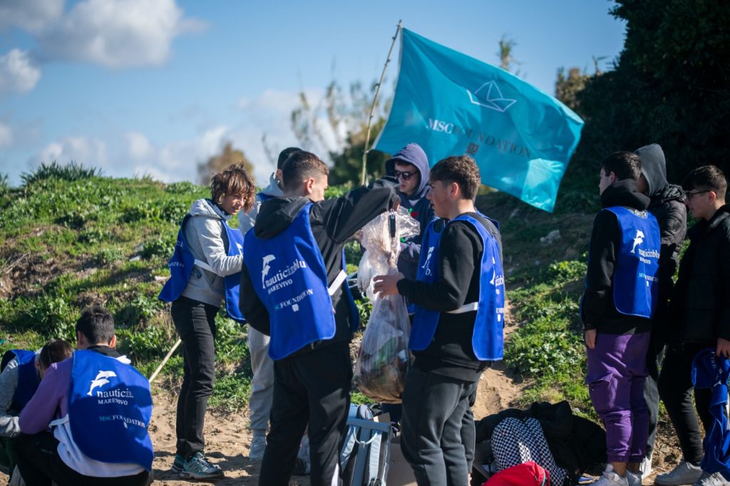 Al via all'IIS Calamatta di Civitavecchia il progetto Mare Vivo "NauticinBlu" per formare i futuri lavoratori del mare