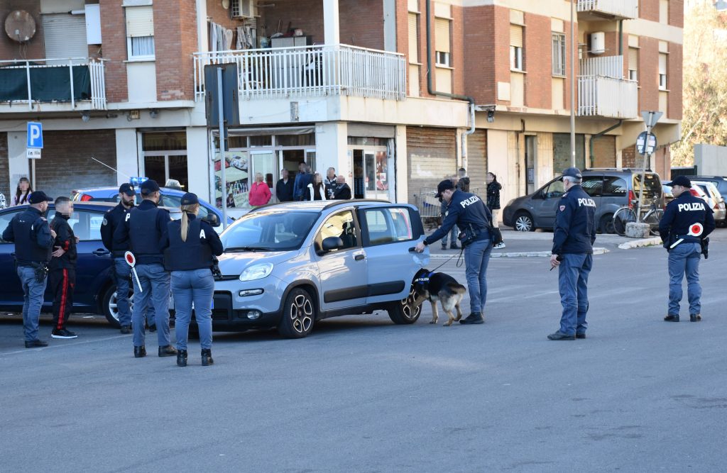 Ostia, maxi operazione della Polizia: 5 persone arrestate