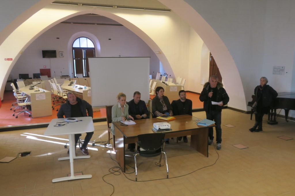 Battaglia contro le installazioni non condivise delle antenne telefoniche: collaborazione tra amministrazione comunale di Cerveteri e comitati cittadini