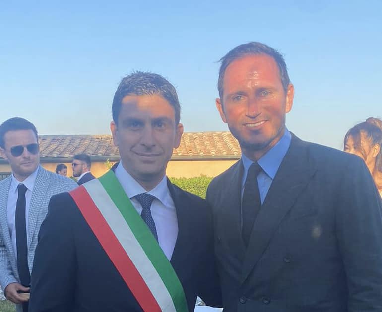 Il campione inglese di calcio Ashley Cole si è sposato alla Posta Vecchia