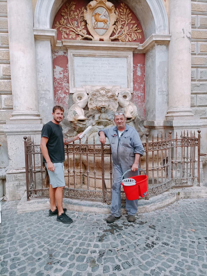 Cerveteri: Fontana del Mascherone macchiata, la denuncia di Piergentili e la pulizia
