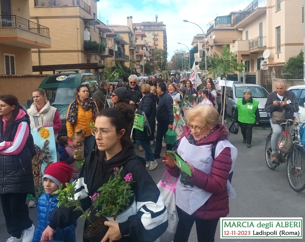 Grande partecipazione alla “Marcia degli Alberi” di Ladispoli