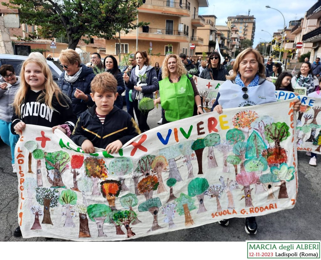 Grande partecipazione alla “Marcia degli Alberi” di Ladispoli