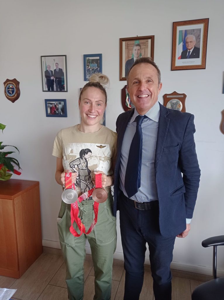 Ladispoli, la campionessa Francesca Lollobrigida ha visitato oggi il Commissariato di Polizia