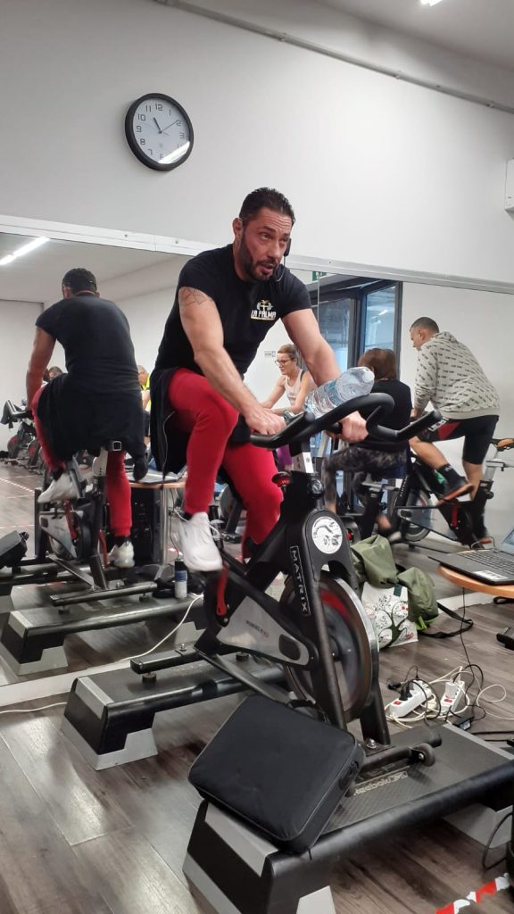 Bruciare le calorie con il ritmo della musica, spinning che passione!