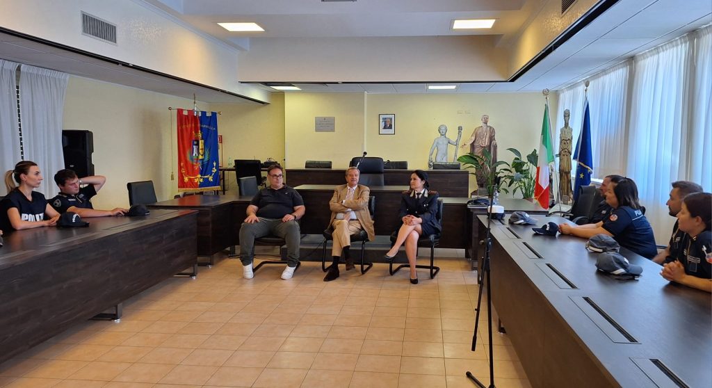 Santa Marinella, il sindaco riceve gli agenti della Polizia Locale