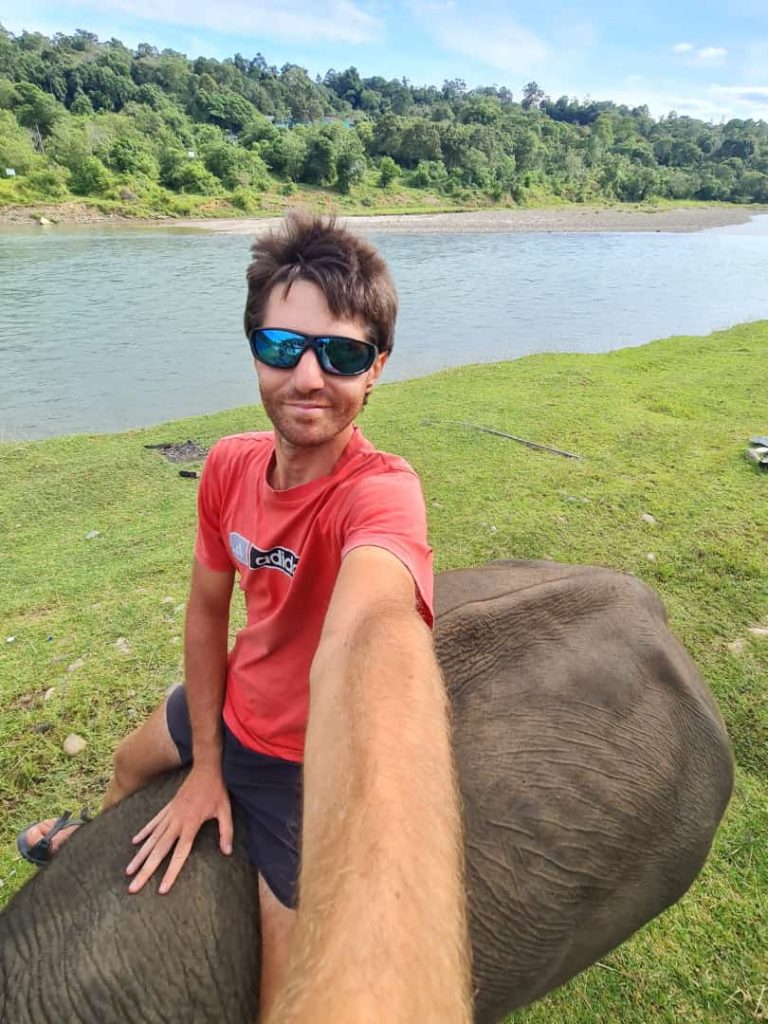 Da Cerveteri a Giacarta. Gli straordinari viaggi in bicicletta di Valerio Rossi attraverso l’Asia