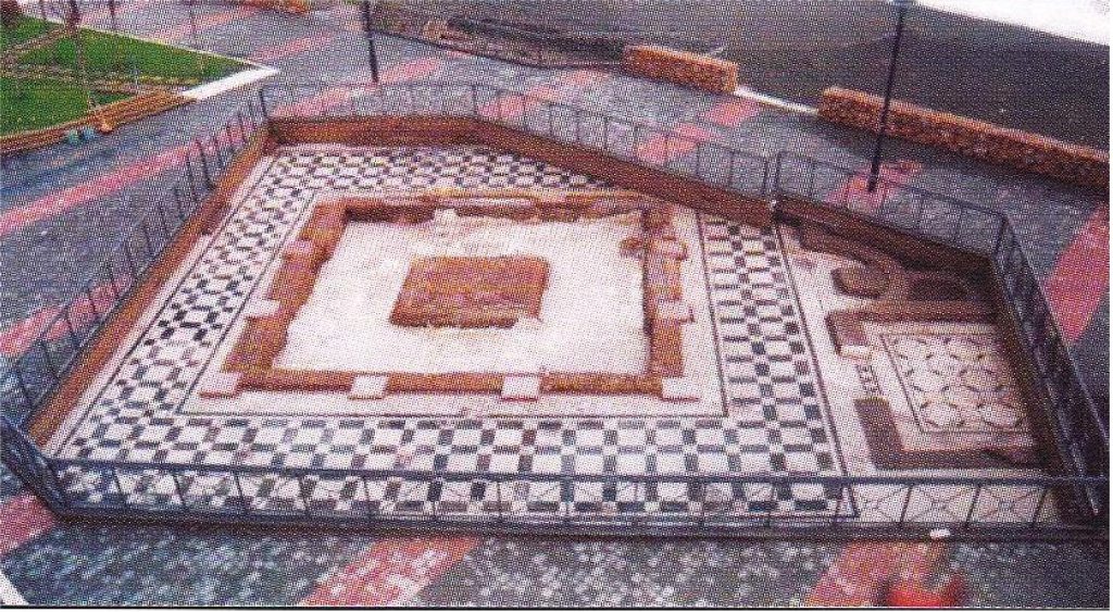 Ladispoli, ripulito dai volontari del GAR il mosaico della villa romana di Marina di Palo