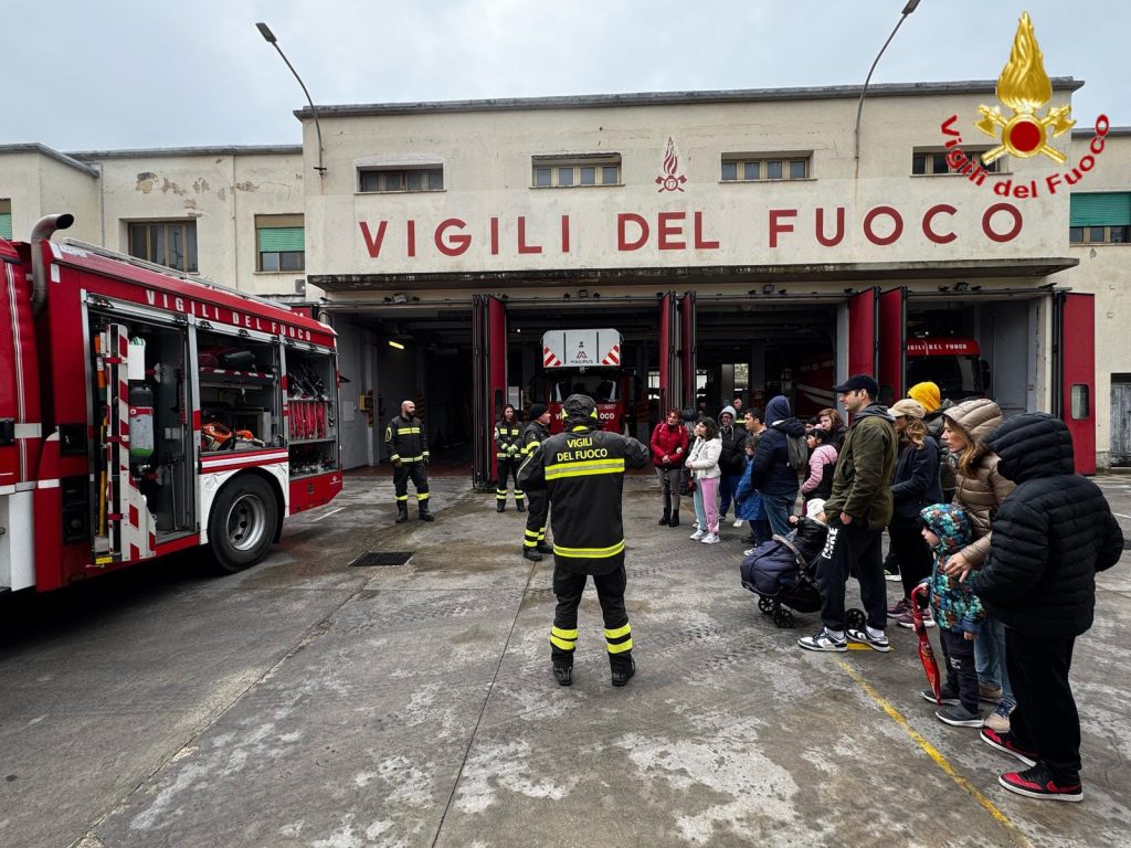 I ragazzi con disabilità del progetto “Dire Fare Pensare Autonomamente” hanno ricevuto il diploma di “Piccoli Vigili del fuoco”