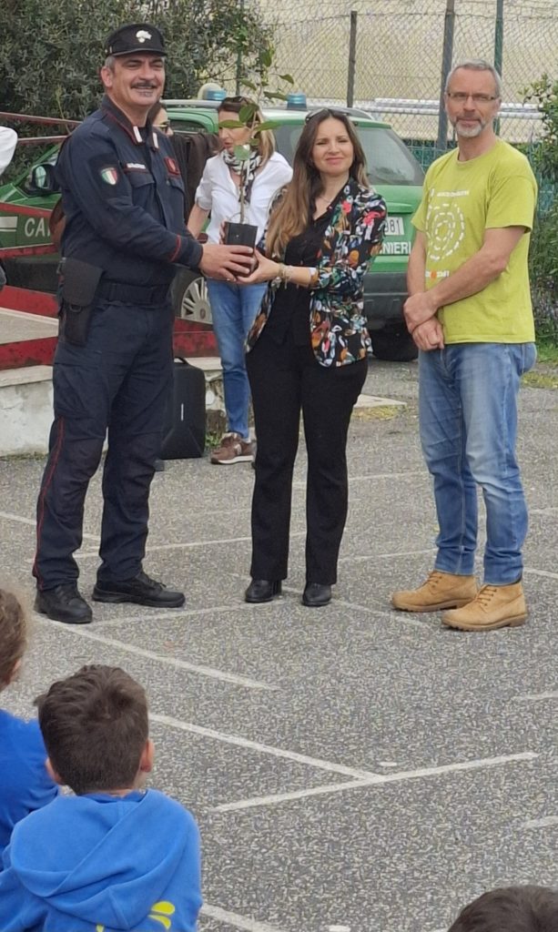 Cerveteri, "Un albero per il futuro": l'IC Salvo D'Acquisto incontra i Carabinieri