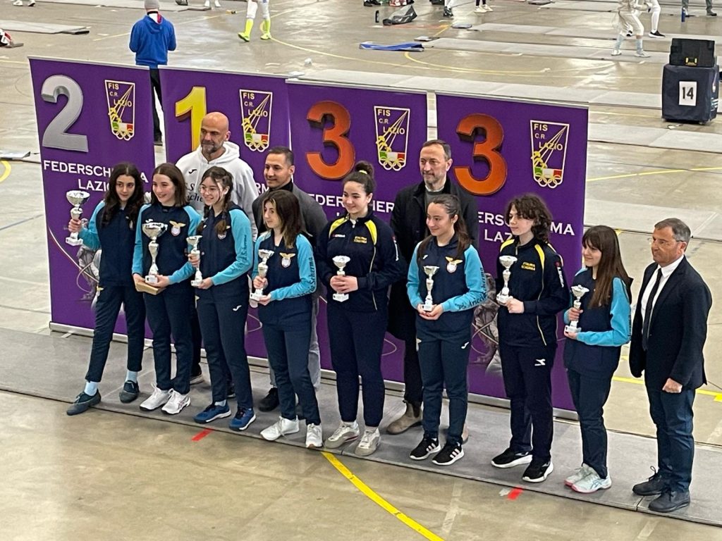 Cerveteri, l'Etruria scherma conquista titolo e tre coppe al Campionato Regionale Under 14