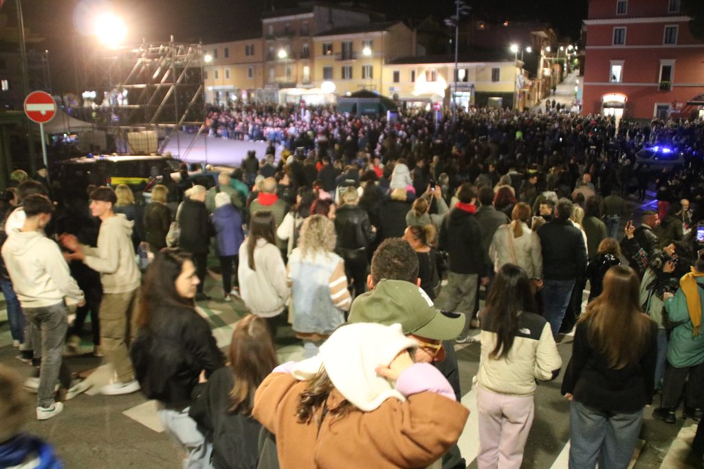 Cerveteri si è trasformata ieri sera nel palcoscenico dove i Cerveterani hanno portato in scena la Passione di Gesù