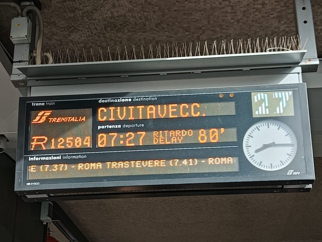 Investimento a Marina di Cerveteri, circolazione ferma sulla FL5