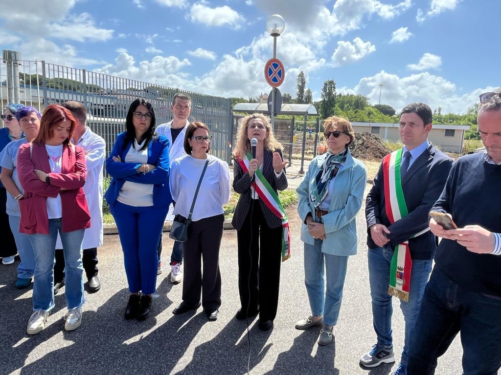 Posata la prima pietra dell’Ospedale di Comunità, Gubetti: "Un giorno importante per il territorio"