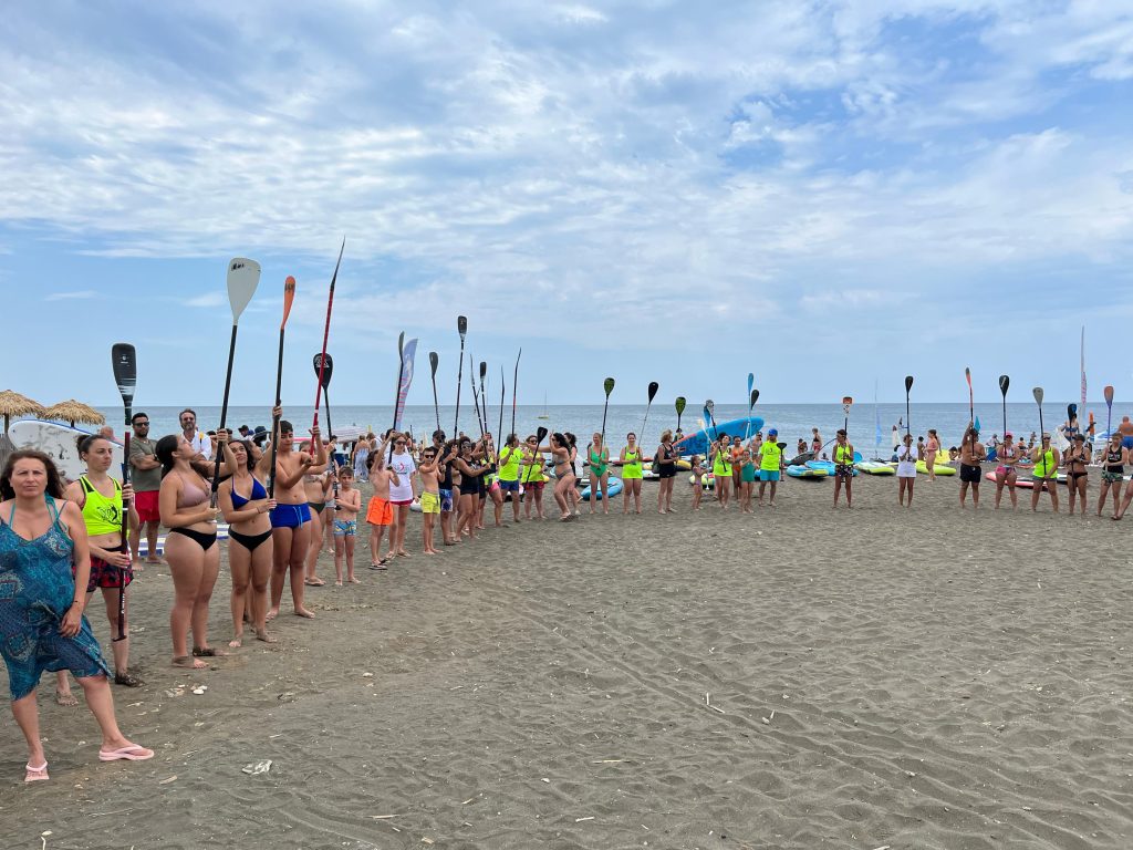 Campo di Mare dà il via all’estate: sport acquatici, sicurezza e tradizione nautica
