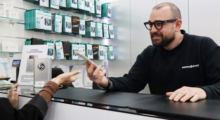 Innova Store, tutto il catalogo Apple a disposizione su Viale Italia 117