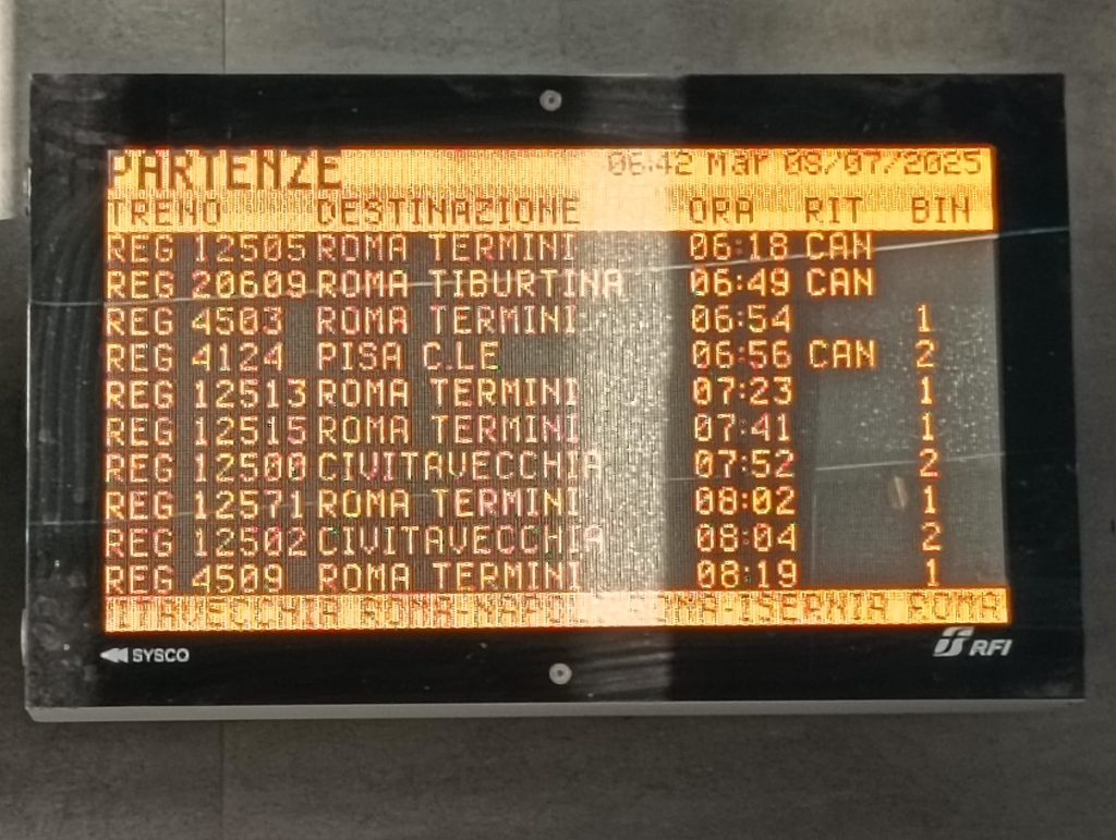 È in corso lo sciopero dei treni Trenitalia e Trenord. Dalle ore 21:00 di ieri sera, alle ore 18:00 di oggi. Cancellati alcuni treni in fascia protetta