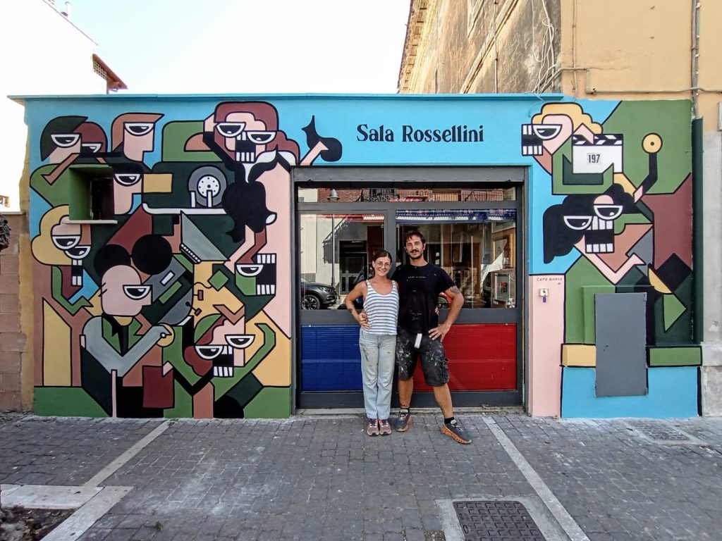 Ladispoli, verso la riapertura della Sala Rossellini: Chiara Capobianco firma il murales dedicato a “Roma Città Aperta”