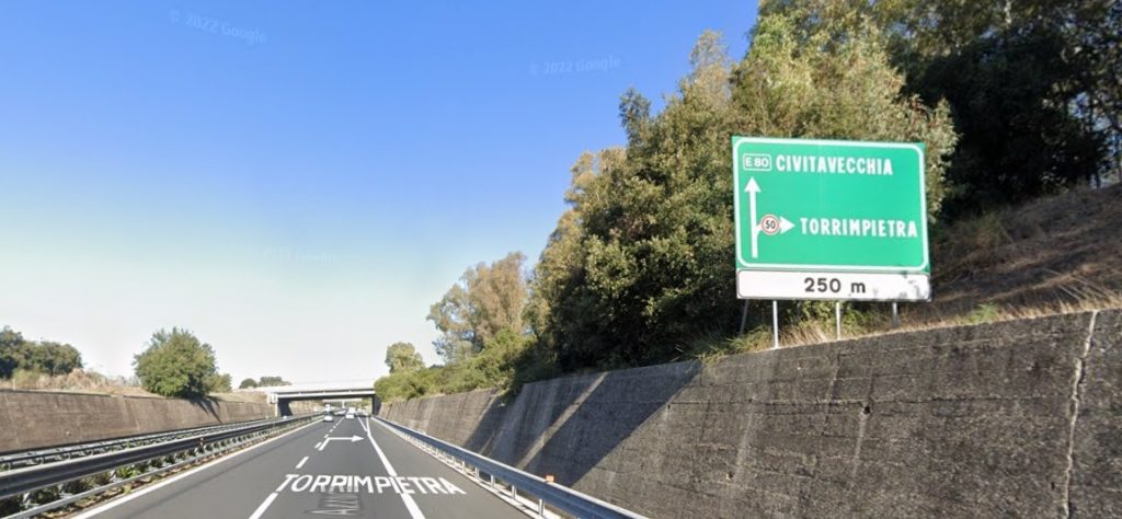 A12, chiusure notturne per l'uscita di Torrimpietra