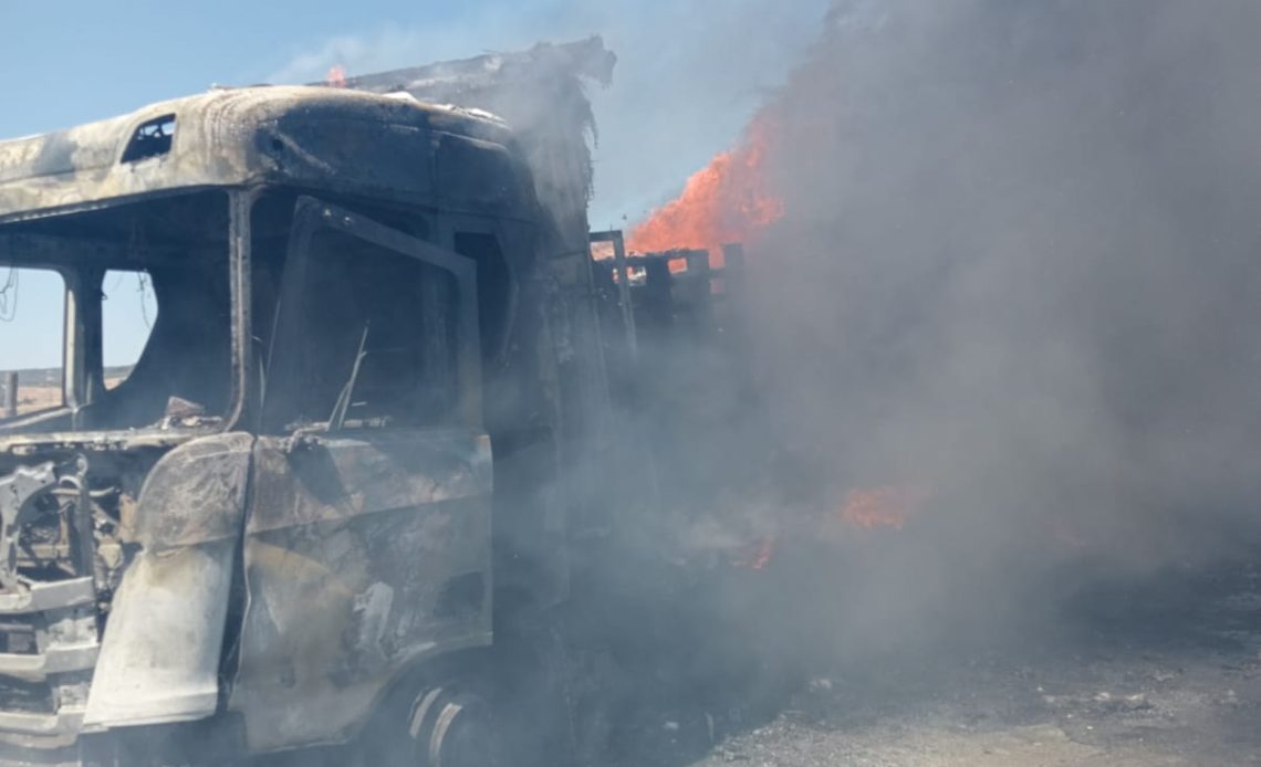 Cerveteri, mezzo pesante in fiamme sulla Furbara Sasso