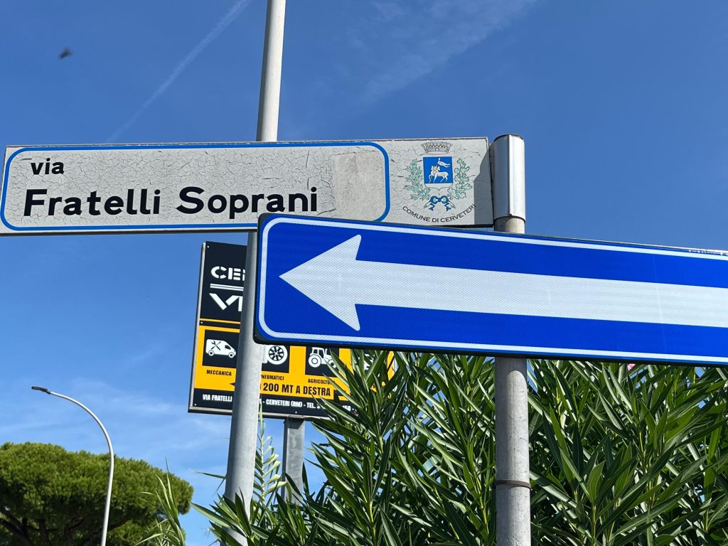 Via Fratelli Soprani a Cerveteri diventa a senso unico
