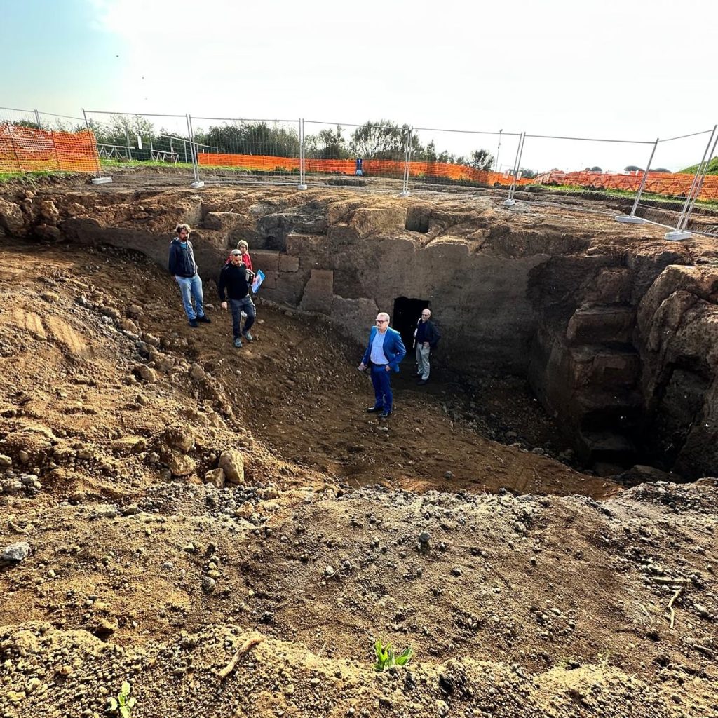 Mattinata speciale ieri alla Banditaccia. Il Direttore Generale Musei Massimo Osanna in visita al PACT