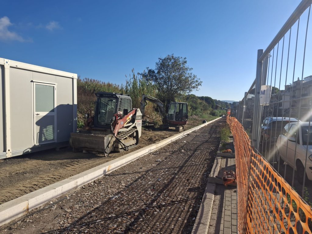 Santa Marinella, proseguono i lavori per la nuova pista ciclopedonale in via delle Colonie