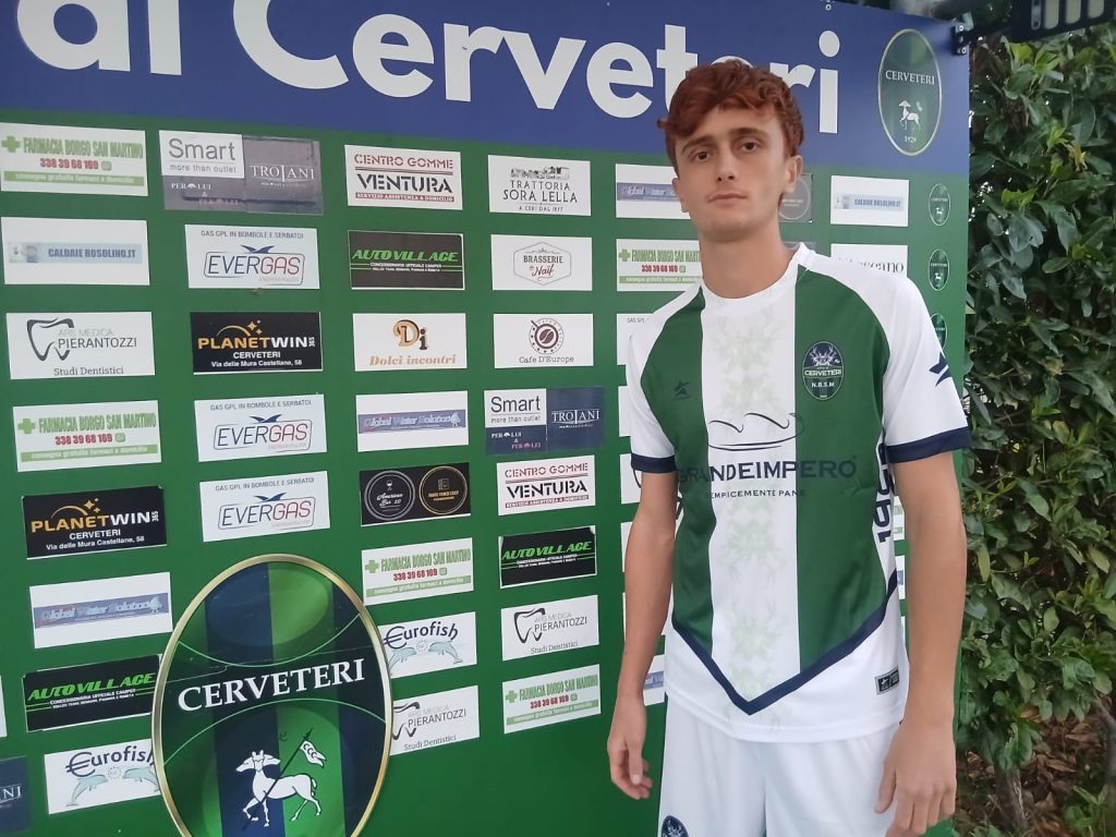 Nuova maglia del Cerveteri, contro il Campagnano al Galli la mitica maglia a strisce verde azzurra
