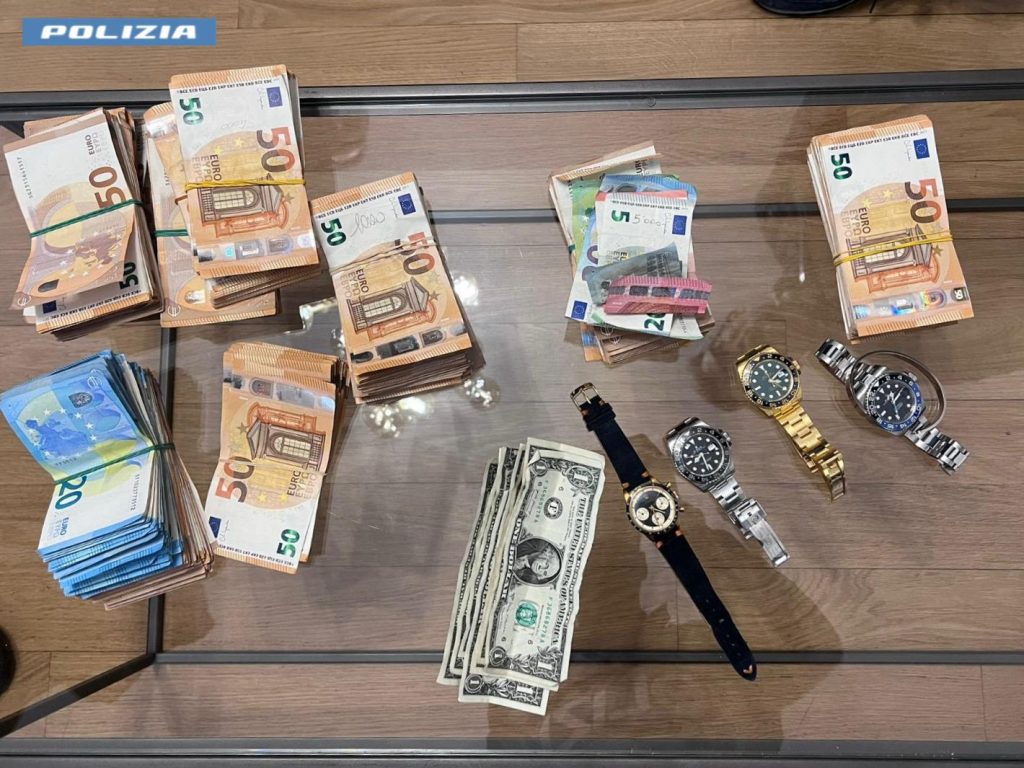 Maxi sequestro della polizia da 1,5 milioni: colpito broker della mano d'opera