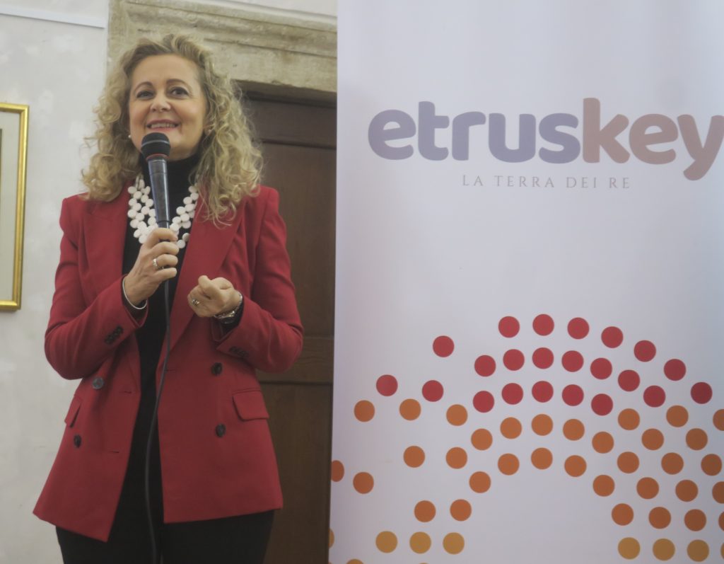 “Il Cammino degli Etruschi”: dodici comuni fanno rete per creare un’unica identità culturale e turistica per l’Etruria