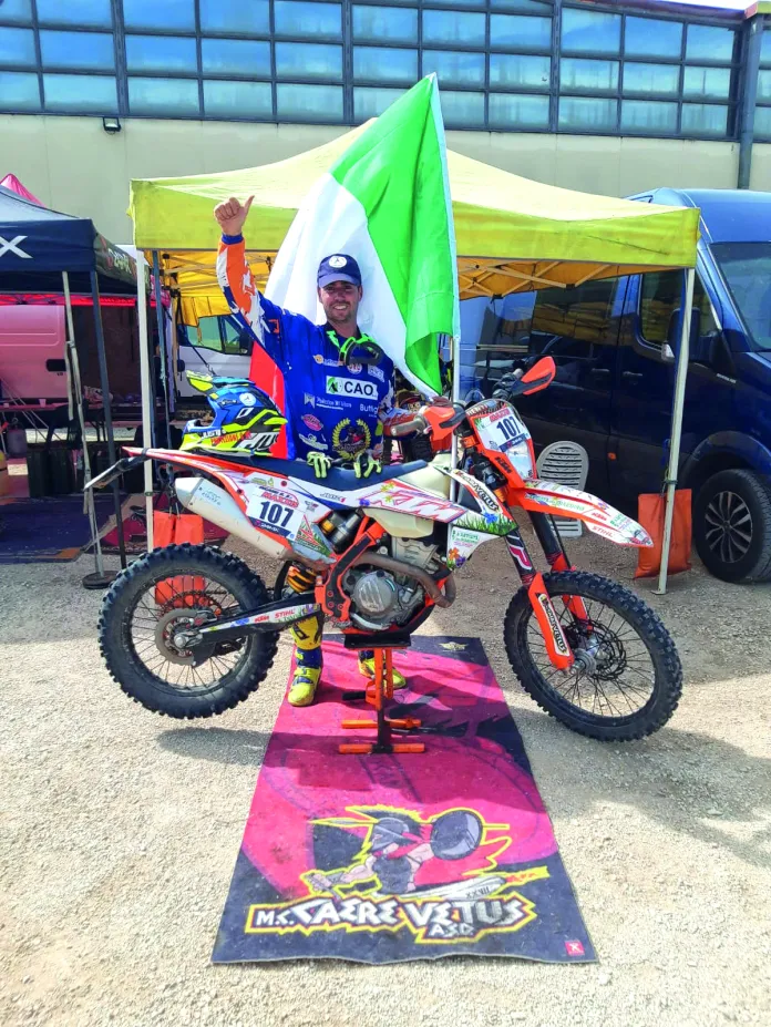 Cerveteri: Damiano Incaini, ovvero quando con la moto da enduro salvi le persone e doni felicità ai ragazzi disabili