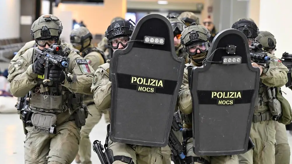 Maxi esercitazione antiterrorismo al Terminal 5 di Fiumicino