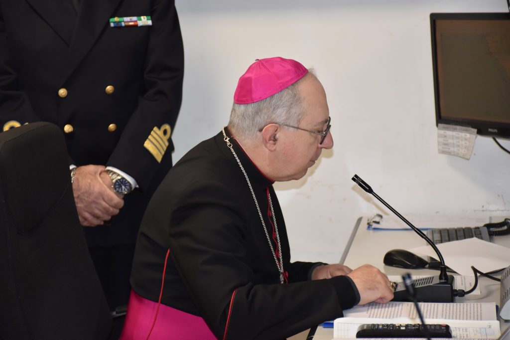 Civitavecchia, la benedizione di S.E. Mons Ruzza alla Comunità Portuale per il nuovo anno