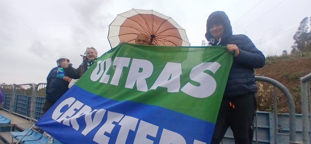 Il Cerveteri perde ad Aranova contro il Palidoro, ma vince sugli spalti. Bambini, famiglie e ultras hanno sostenuto la squadra sotto la pioggia