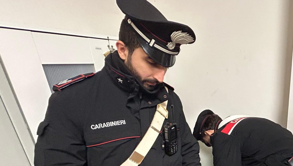Carabinieri, maxi operazione contro le truffe online