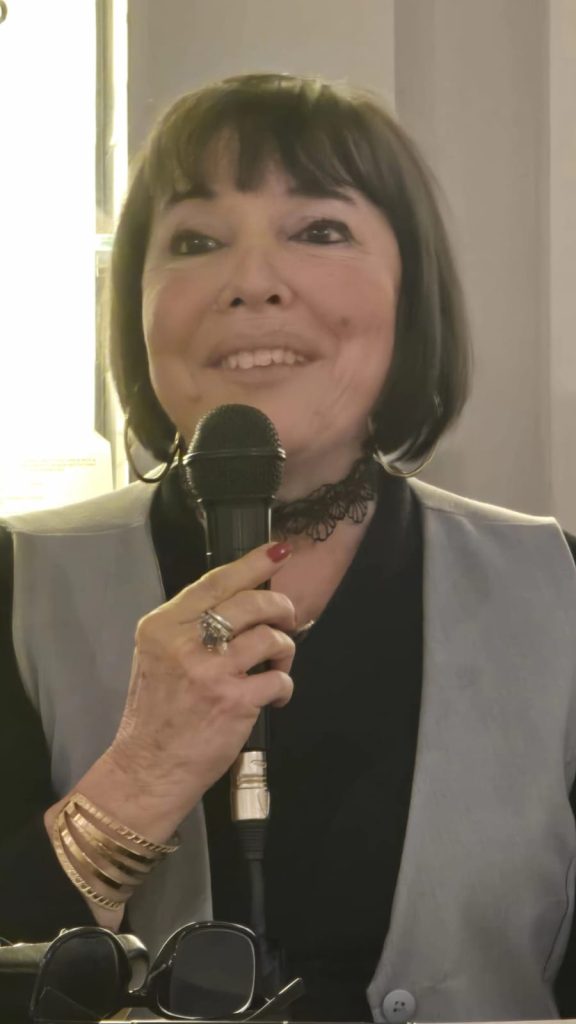 “I delitti della Vergine”, Daniela Alibrandi fa immergere, letteralmente, i lettori dentro la storia