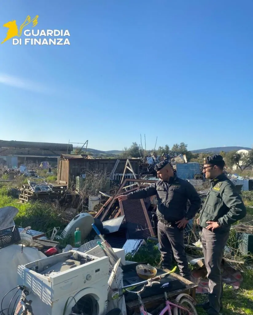 Cerveteri, sequestrata discarica abusiva di circa 15.000 mq: denunciato il proprietario