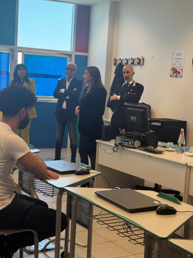 Piantare il Futuro. Gli Studenti dell'Alberghiero di Ladispoli imparano l’ecologia con Rosario Sasso