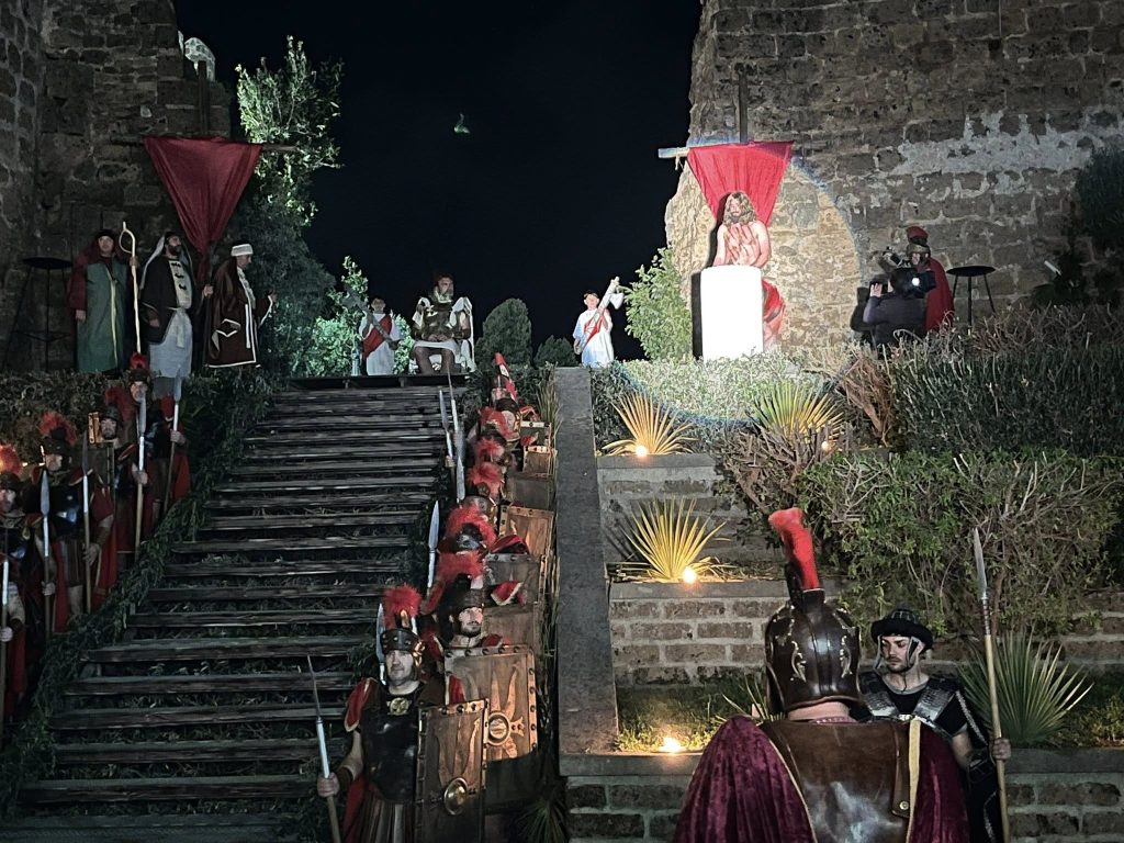 Cerveteri, venerdì la Rievocazione storica della via Crucis: morte e passione di Gesù Cristo