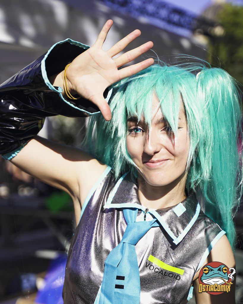 Ostia Comix 2026 torna sulla spiaggia del Curvone. Tre giorni gratuiti tra fumetti, cosplay, musica e gaming