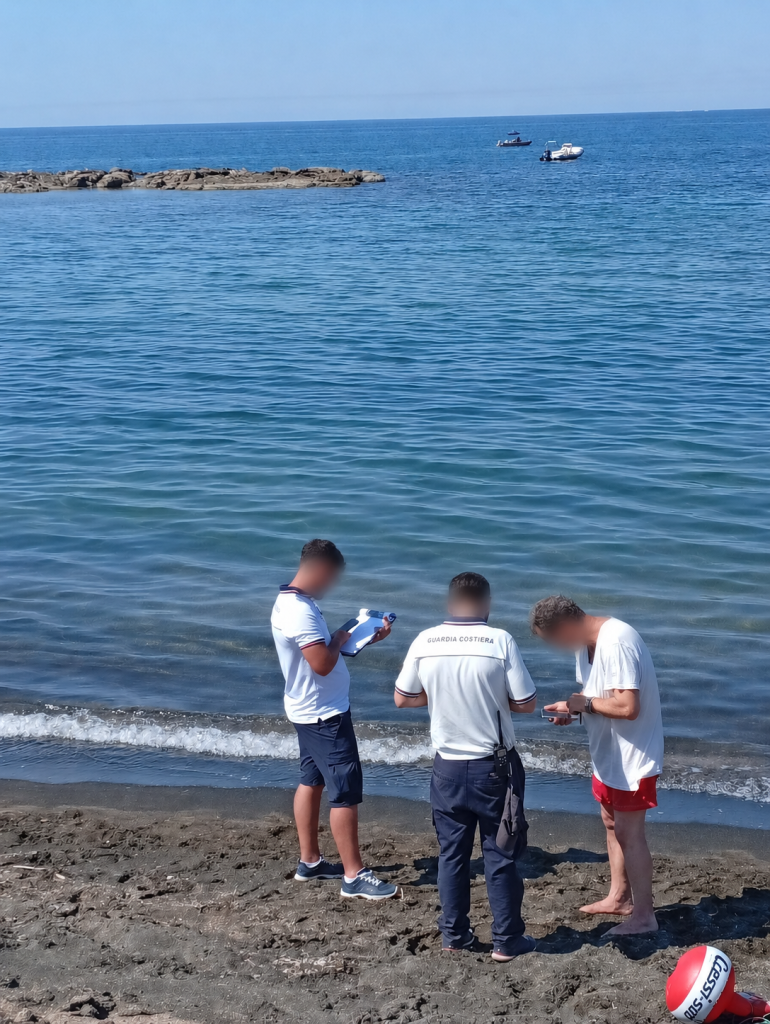 Sub trovato morto sulla spiaggia degli Scoglietti a Furbara