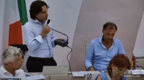 Cerveteri, scontro in Consiglio sull’igiene urbana. Vecchiotti: “Gubetti, informati meglio”