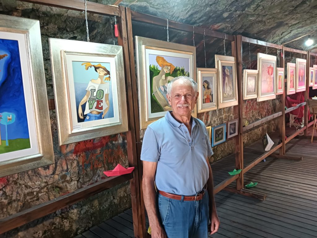 Ladispoli, il pittore Giuliano Gentile alla Grottaccia con la mostra “Ricordati di sorridere”