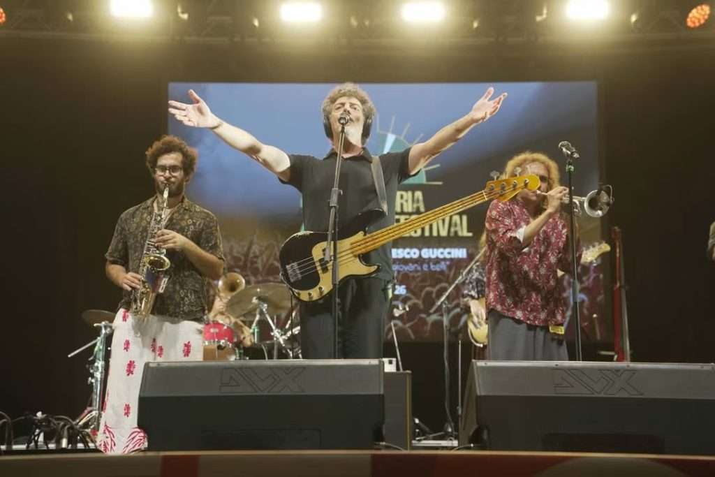 Etruria Eco Festival 20 da record: più di 20mila spettatori in quattro giorni a Cerveteri nel ricordo di Guccini