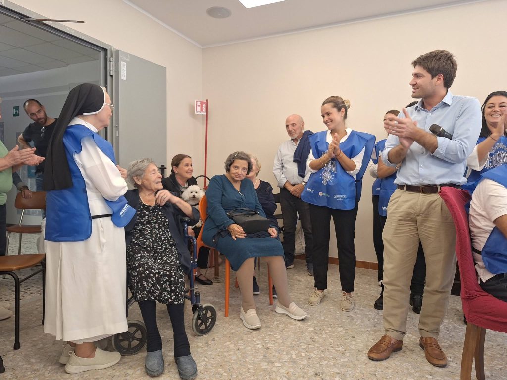 Santa Marinella, Leda Trebiani compie 102 anni: festa allo Stella Maris