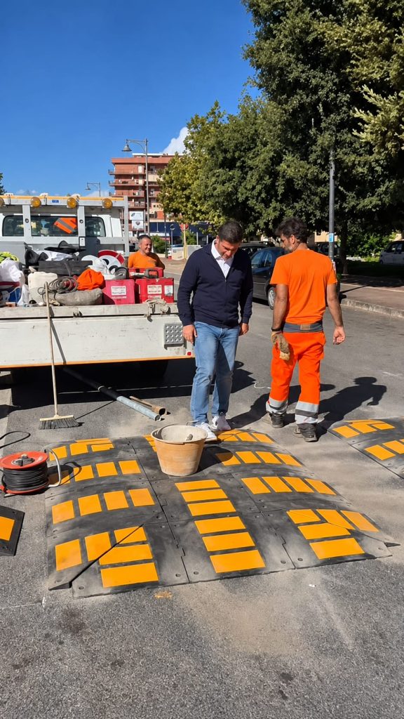 Ladispoli più sicura: al via l’installazione dei nuovi dissuasori di velocità